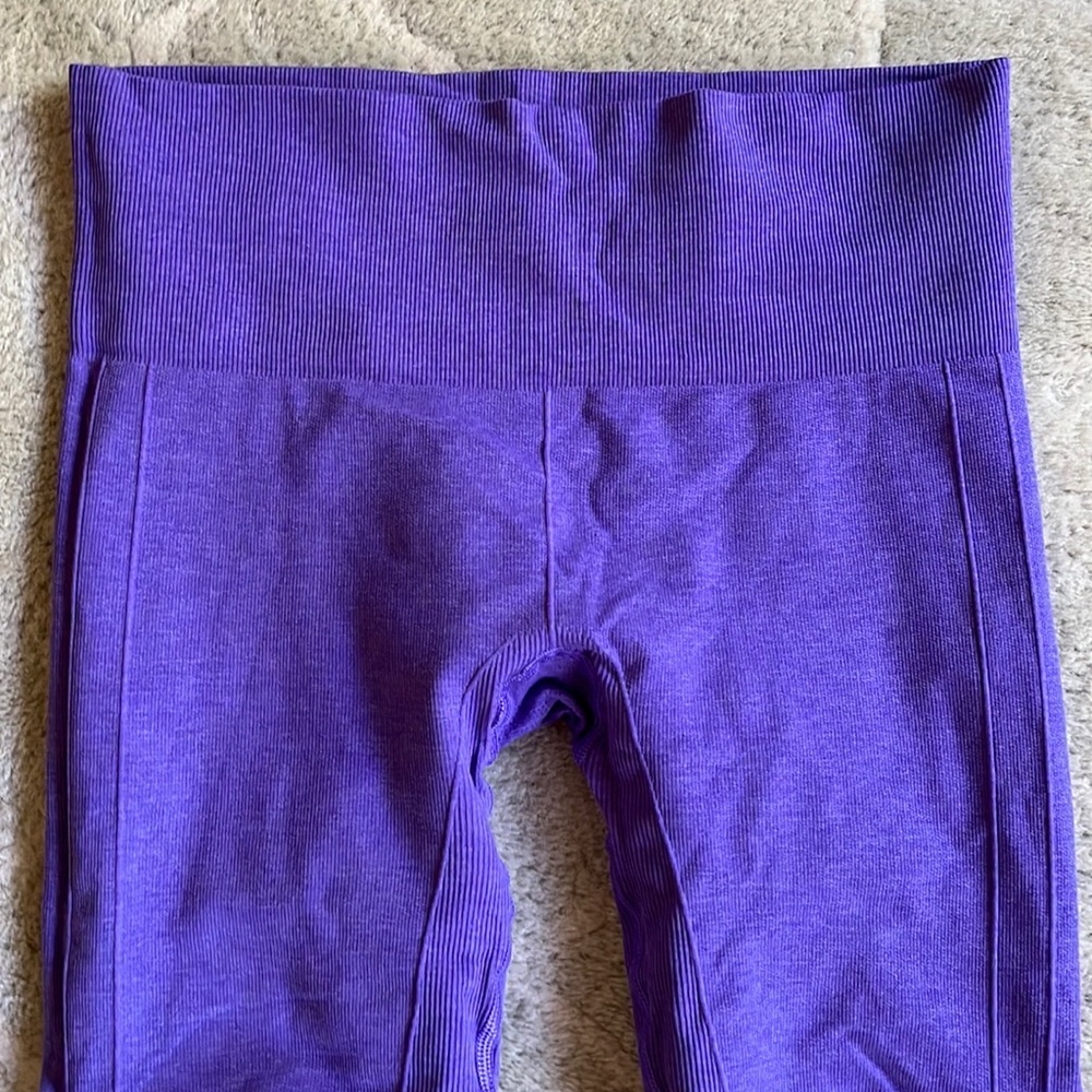 Lululemon In The Flow Crop - Picture 5 of 12